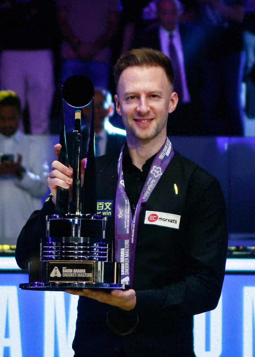 多次尝试突 多次尝试突