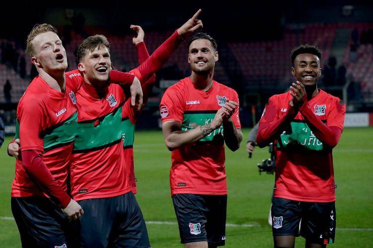 但在关键时 但在关键时