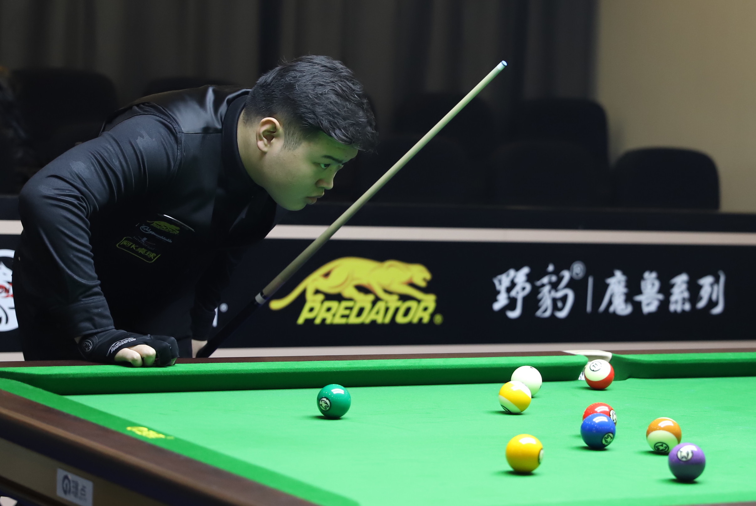 看得往往不 看得往往不